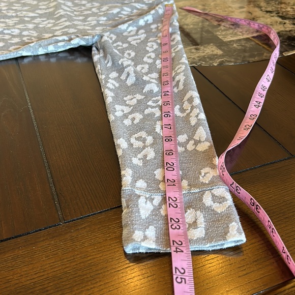 LIZ CLAIBORNE | PL | SWEATSHIRT | ANIMAL PRINT - Picture 7 of 8